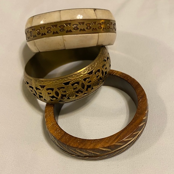 Vintage Jewelry - Vintage Bangles, set of 3 (wood + brass)